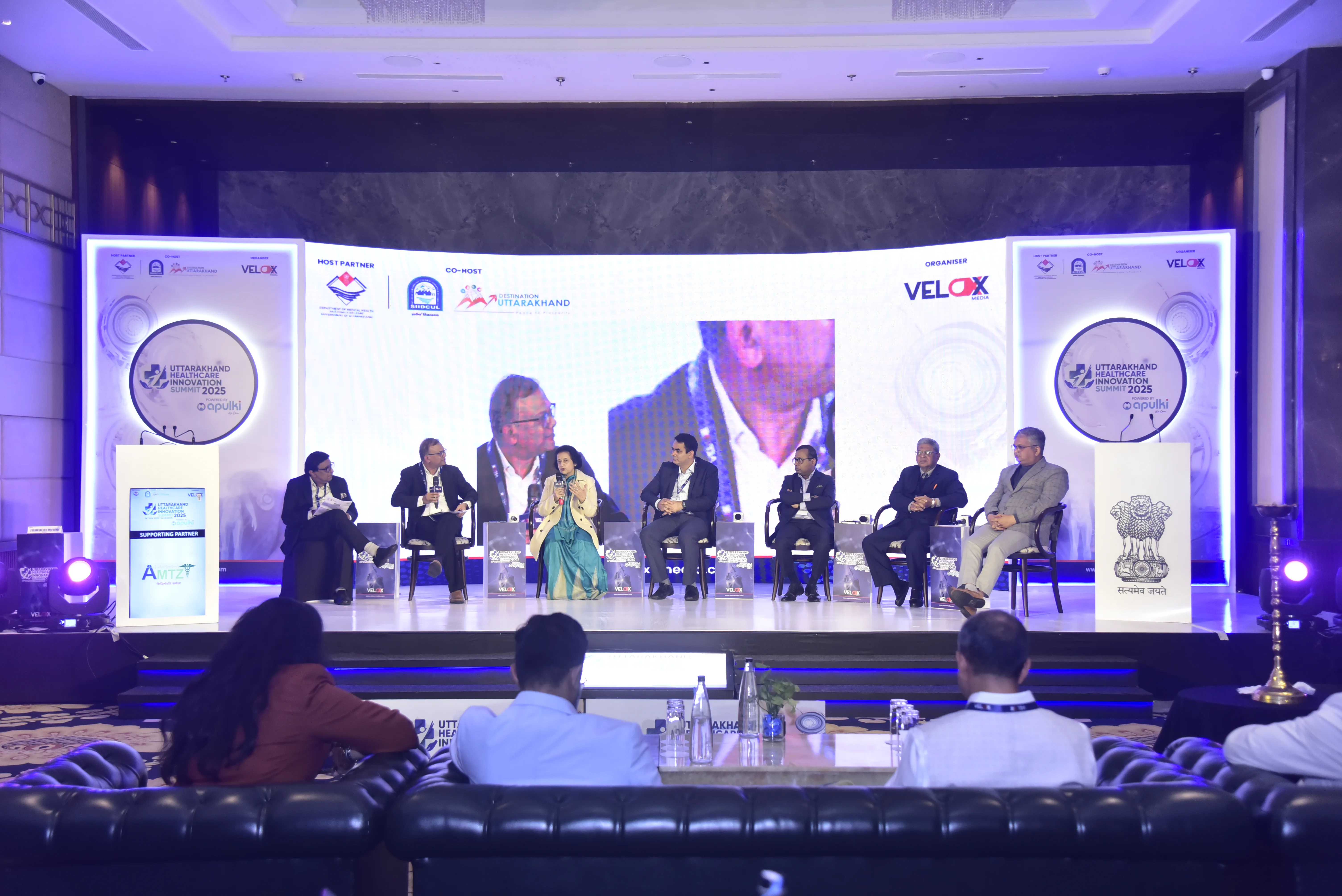 Networking conversations at the venue